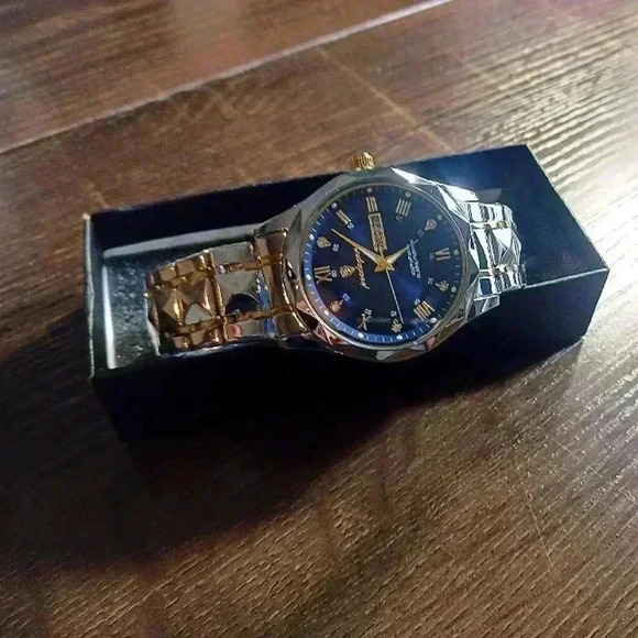 Other - Men's business casual watch